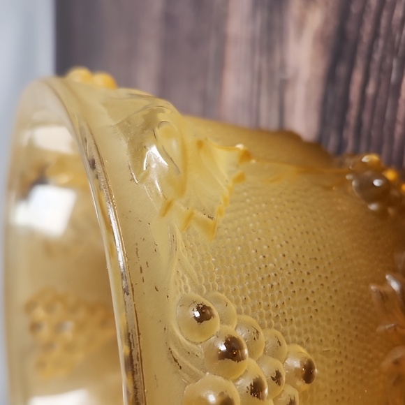 Vintage footed candy dish with lid - Picture 9 of 16